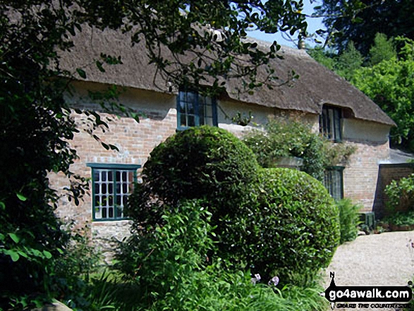 Walk do108 Stinsford, Puddletown Forest and Hardy's Cottage from Higher Bockhampton - Thomas Hardy's birthplace in Higher Bockhampton