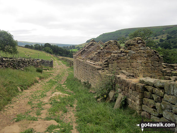 Walk ny201 Rudland Rigg and Farndale Nature Reserve from Low Mill - The ruined High Barn NW of Horn End Farm