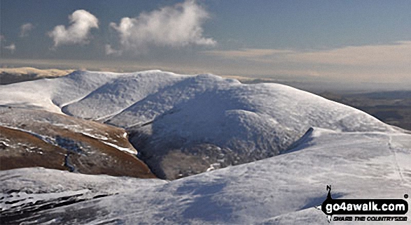 Walk c273 Skiddaw and Bakestall from Gale Road (Underscar) nr Keswick - Blencathra or Saddleback under a blanket of snow from Skiddaw