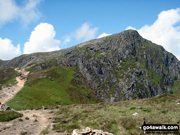 The Minffordd Path approaching Craig Cwm Amarch