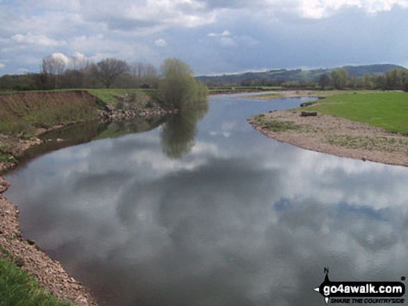 Walk mo113 The River Usk and Coed y Bwnydd from Clytha - Clytha Hill from The River Usk