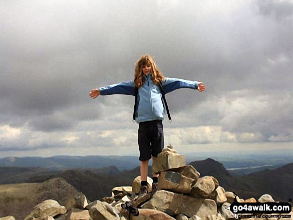 Walk c215 Scafell Pike from Seathwaite (Borrowdale) - My daughter (11) conquering Scafell Pike