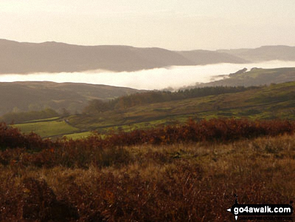 Walk c164 Caw (Dunnerdale Fells), Pikes (Caw) and Green Pikes (Caw) from Seathwaite (Duddon Valley) - Lake Coniston under a temperature inversion from the car park at Walna Scar Road