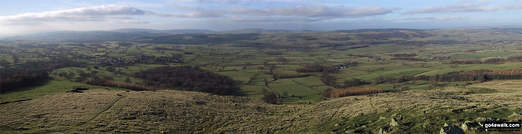 Walk c339 Calf Top from Barbon - The River Lune Valley from Castle Knott summit cairn