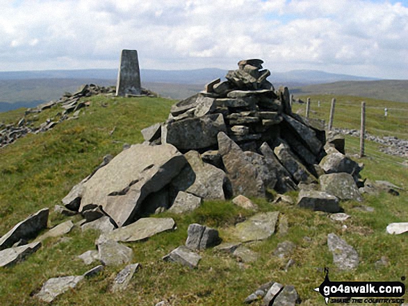 Walk du114 Three Pikes and Burnhope Seat from Burnhope Reservoir - Great Stony Hill summit