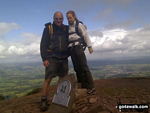 Walk po107 Y Gyrn, Corn Du and Pen y Fan from The Storey Arms Outdoor Centre - Me and my daughter on Pen y Fan