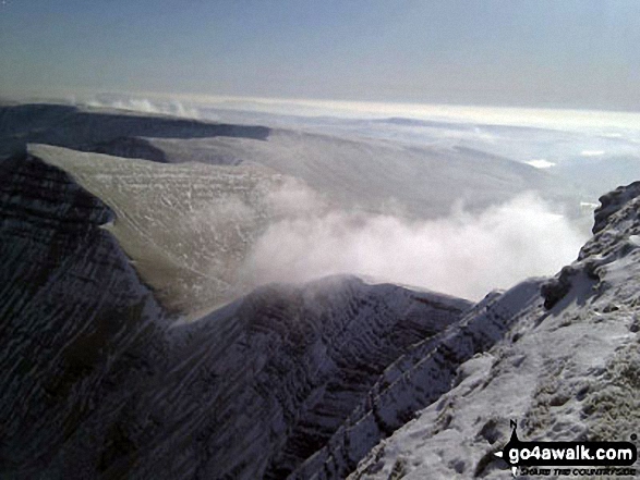 Walk po107 Y Gyrn, Corn Du and Pen y Fan from The Storey Arms Outdoor Centre - Cribyn from Pen y Fan in the snow