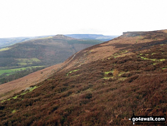 Winhill Pike (Win Hill) and Bamford Edge from the lower slopes of Bamford Moor