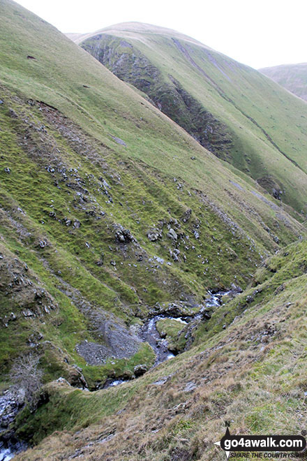 Walk c180 The Howgills from Low Carlingill Bridge - Carlin Gill