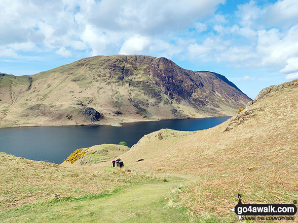 Walk c196 Grasmoor and Rannerdale Knotts from Lanthwaite Green - Melbreak across Crummock Water from the lower slopes of Rannerdale Knotts