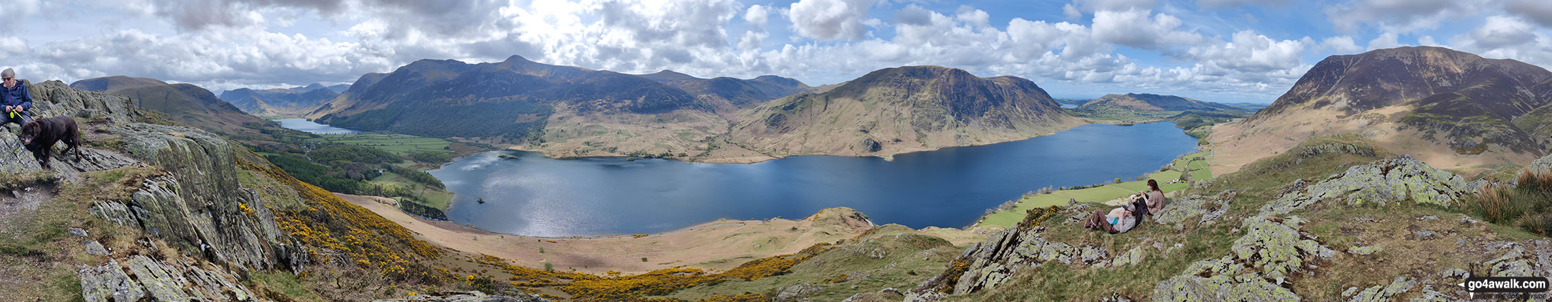 Walk c196 Grasmoor and Rannerdale Knotts from Lanthwaite Green - Panorama from Rannerdale Knotts featuring the Haystacks, Buttermere Fells,  Starling Dodd and Melbreak across Crummock Water