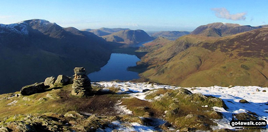 High Stile (left) Buttermere, Mellbreak, Rannerdale Knotts, High Snockrigg, Grasmoor and the shoulder of Robinson (right) from the summit of Fleetwith Pike