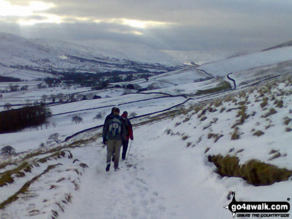 Walk d108 Edale Moor (Kinder Scout) and Crookstone Knoll (Kinder Scout) from Edale - The Vale of Edale from Nether Moor