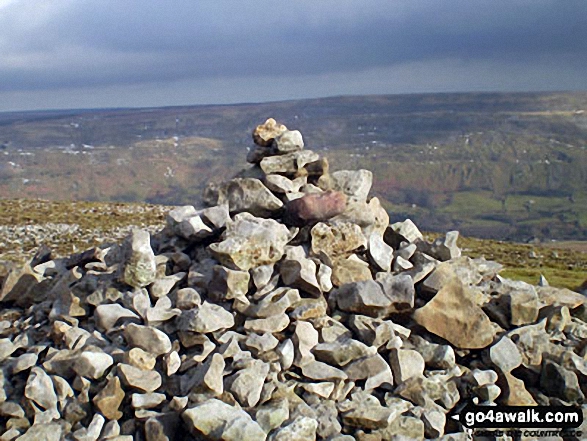 The summit of Calver Hill