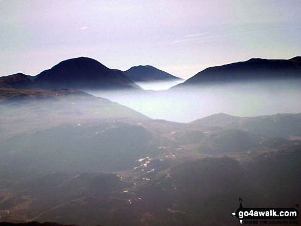 Walk c456 Fleetwith Pike, Hay Stacks, Brandreth and Grey Knotts from Honister Hause - Great Gable, Scafell Pike (centre) and Kirk Fell from Fleetwith Pike