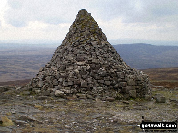 Cairn Table Photo by Mike Knipe