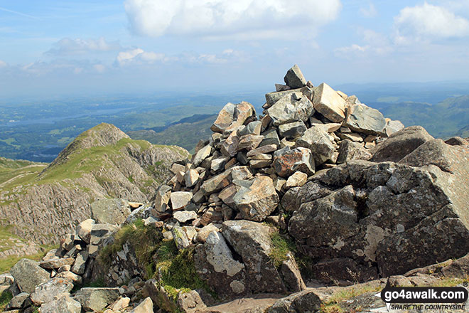 Pike of Stickle (Pike o' Stickle) summit cairn