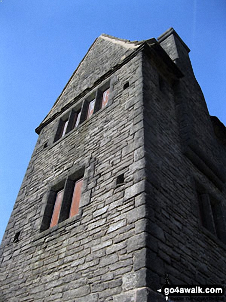 Walk l110 Rivington Pike from Great House Information Centre, Rivington Lane - Pigeon Tower (Rivington Moor)