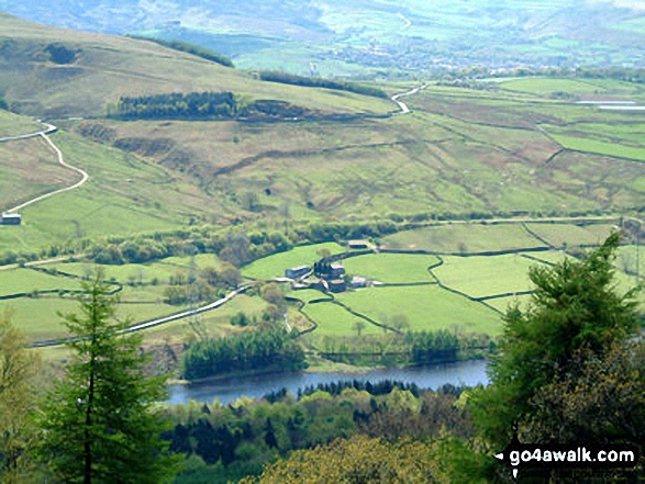 Walk d200 Millstone Rocks, Lad's Leap and Bramah Edge from Crowden - Deepclough Farm from Bramah Edge