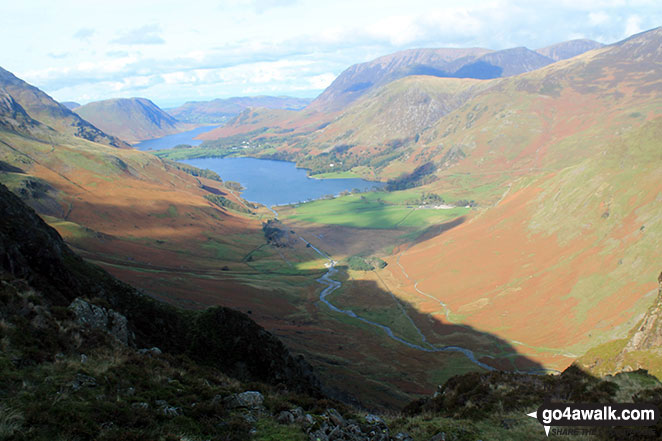 Walk c456 Fleetwith Pike, Hay Stacks, Brandreth and Grey Knotts from Honister Hause - Crummock Water and Buttermere from Green Crag (Buttermere)