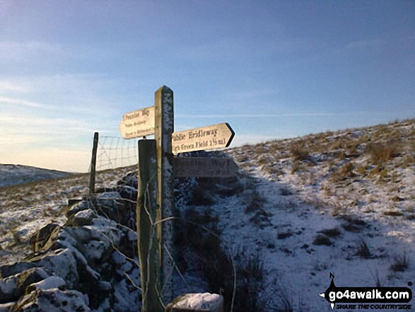 Walk ny146 High Green Field Knott (Cosh Knott) from Horton in Ribblesdale - Path junction on Birkwith Moor