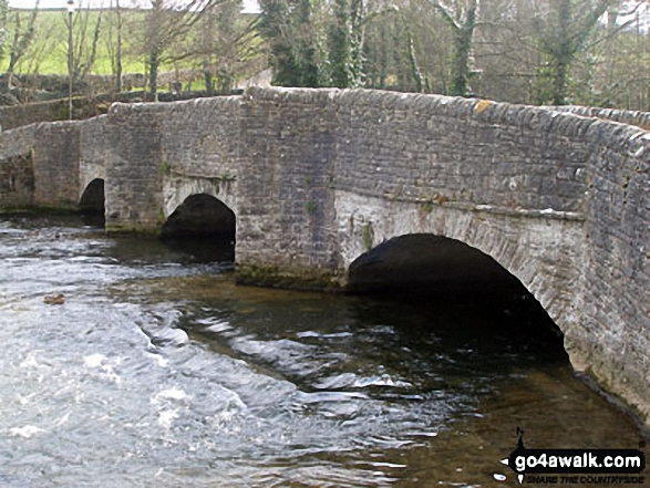 Walk d206 Monsal Dale and Ashford in the Water from Bakewell - Sheepwash Bridge over the River Wye, Ashford in the Water