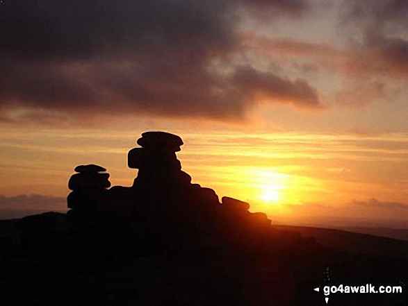 Walk de122 North Hessary Tor, Great Mis Tor and Great Staple Tor from Princetown - Sunset on Great Staple Tor