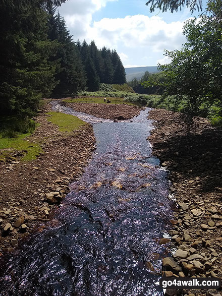 Walk d201 Seal Stones (Kinder Scout) and Seal Edge from Birchin Clough - The River Ashop near Birchin Clough