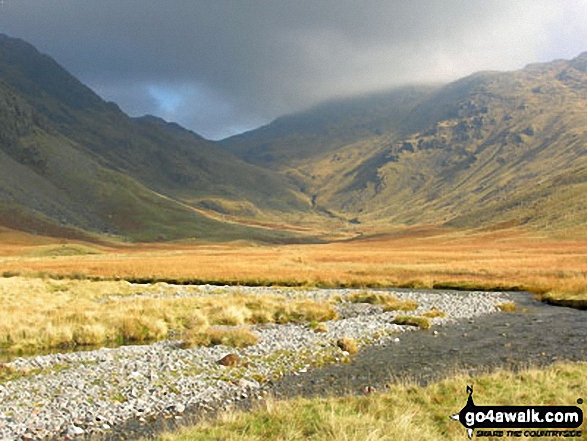 Walk c280 Hard Knott from Jubilee Bridge, Eskdale - The head of Eskdale from Great Moss