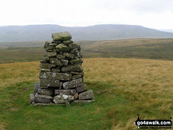 Walk Hugh Seat walking UK Mountains in The Northern Dales Area The Yorkshire Dales National Park CumbriaNorth Yorkshire, England