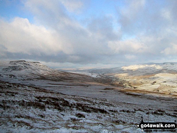 Wild Boar Fell, Mallerstang Common and Nine Standards Rigg from Swarth Fell in the snow