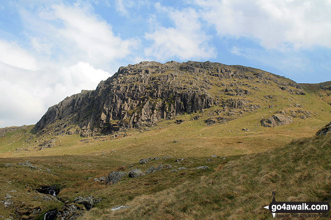 Walk c369 High Raise, Ullscarf and Grange Fell from Rosthwaite - Standing Crag from Blea Tarn