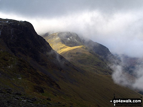 Walk c241 Great Gable and Honister Pass from Seatoller (Borrowdale) - Climbing Great Gable in the mist