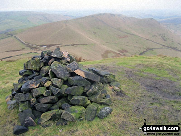 Walk d168 Mount Famine from Slackhall - Mount Famine from South Head (Hayfield) summit cairn