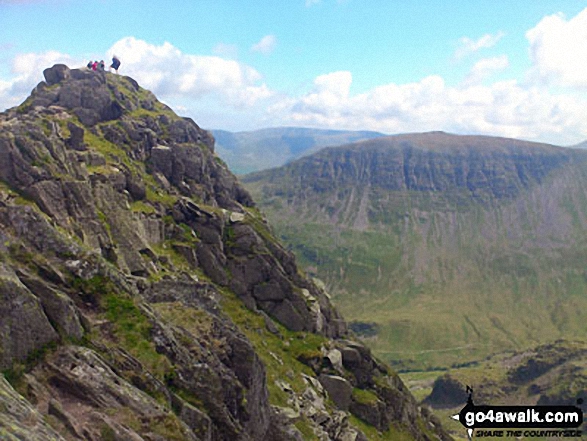 Walk c427 Helvellyn via Striding Edge from Patterdale - Looking back east along Striding Edge toward St Sunday Crag