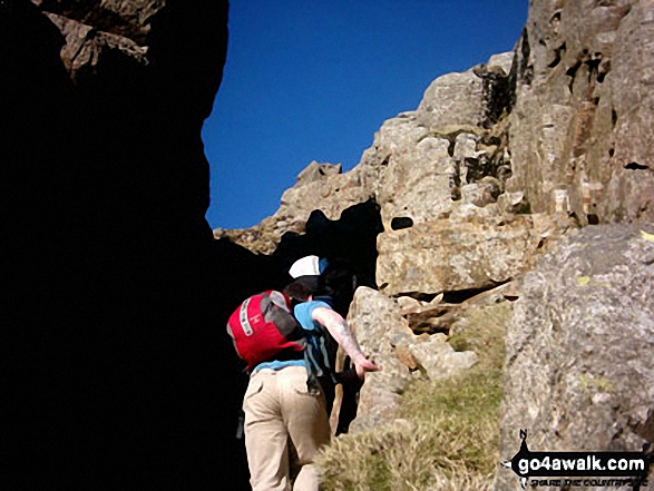 Walk c215 Scafell Pike from Seathwaite (Borrowdale) - Climbing Scafell Pike