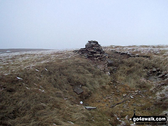 Walk Great Coum walking UK Mountains in The Southern Dales Area The Yorkshire Dales National Park Cumbria, England