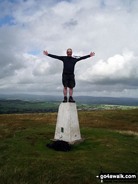 Walk l145 Weets Hill from Salterforth - On the summit of Weets Hill