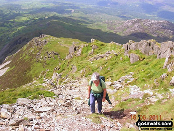 Carole approaching the final scramble up to the summit of Cnicht