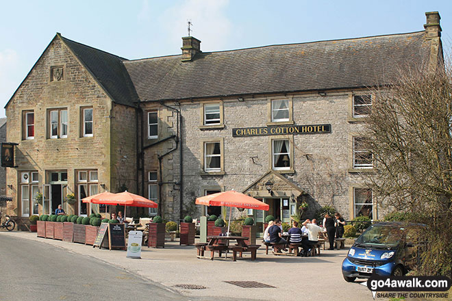 Walk d329 Pilsbury Castle Hills and Carder Low from Hartington - The Charles Cotton Hotel, Hartington