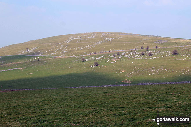 Walk d329 Pilsbury Castle Hills and Carder Low from Hartington - Carder Low from the north