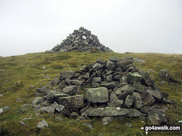 Walk c163 Great Sca Fell from Over Water - Cairns on the summit of Brae Fell