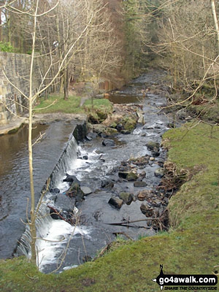 Walk l127 Pendle Hill and Stang Top Moor from Barley - Pendle Water, Barley